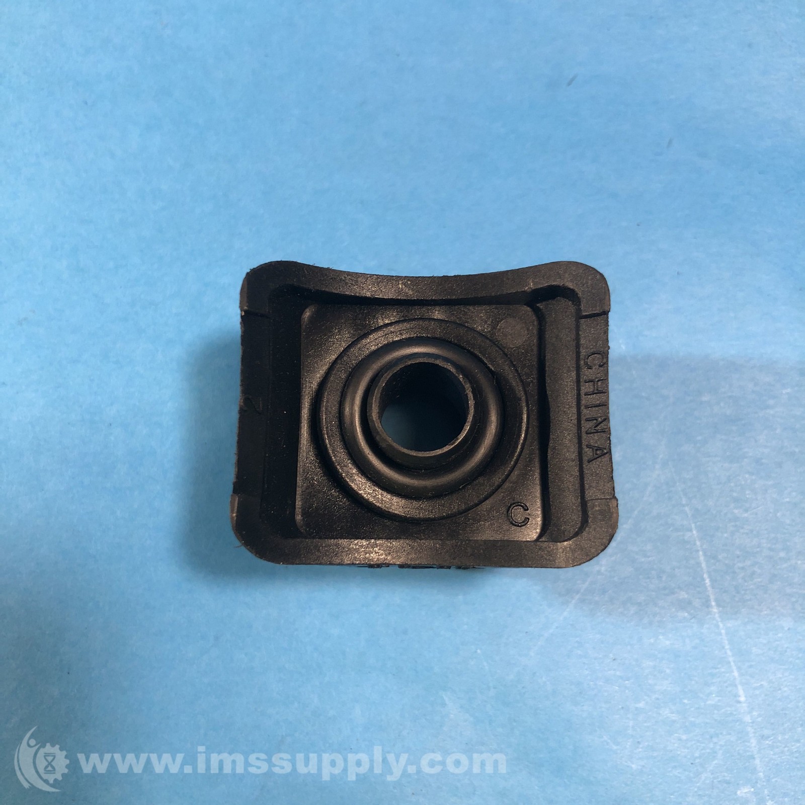 Spraying Systems Mfg 20570 Clip-Eyelet Nozzle Body 2102