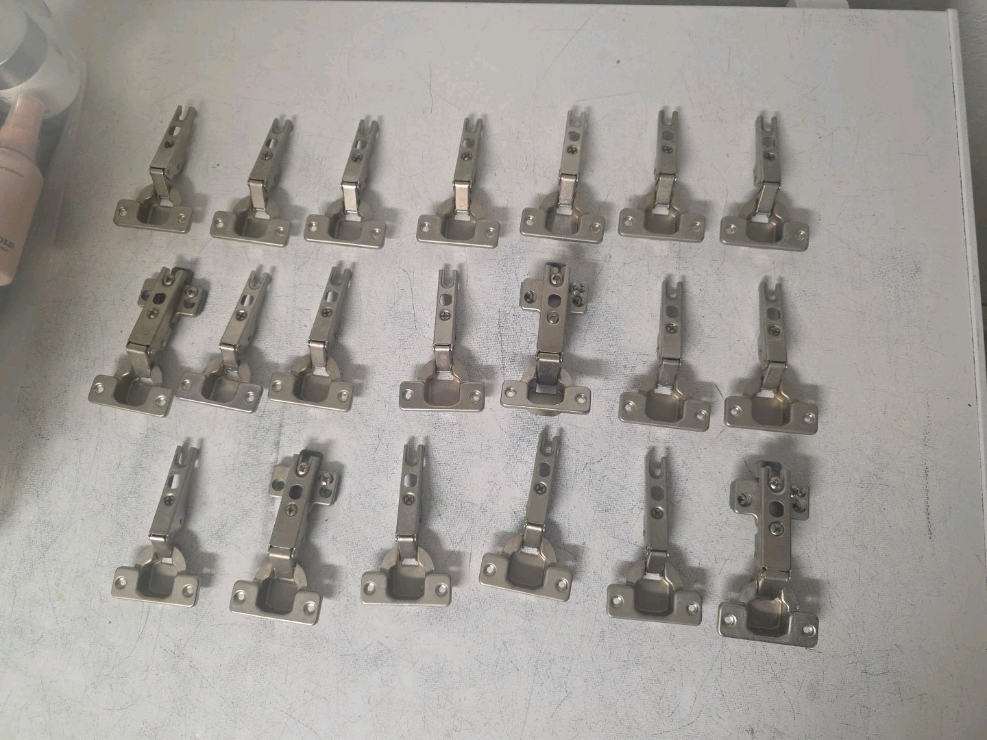 Blum MODUL Hinge Self Closing 90.255 LOT OF 20 