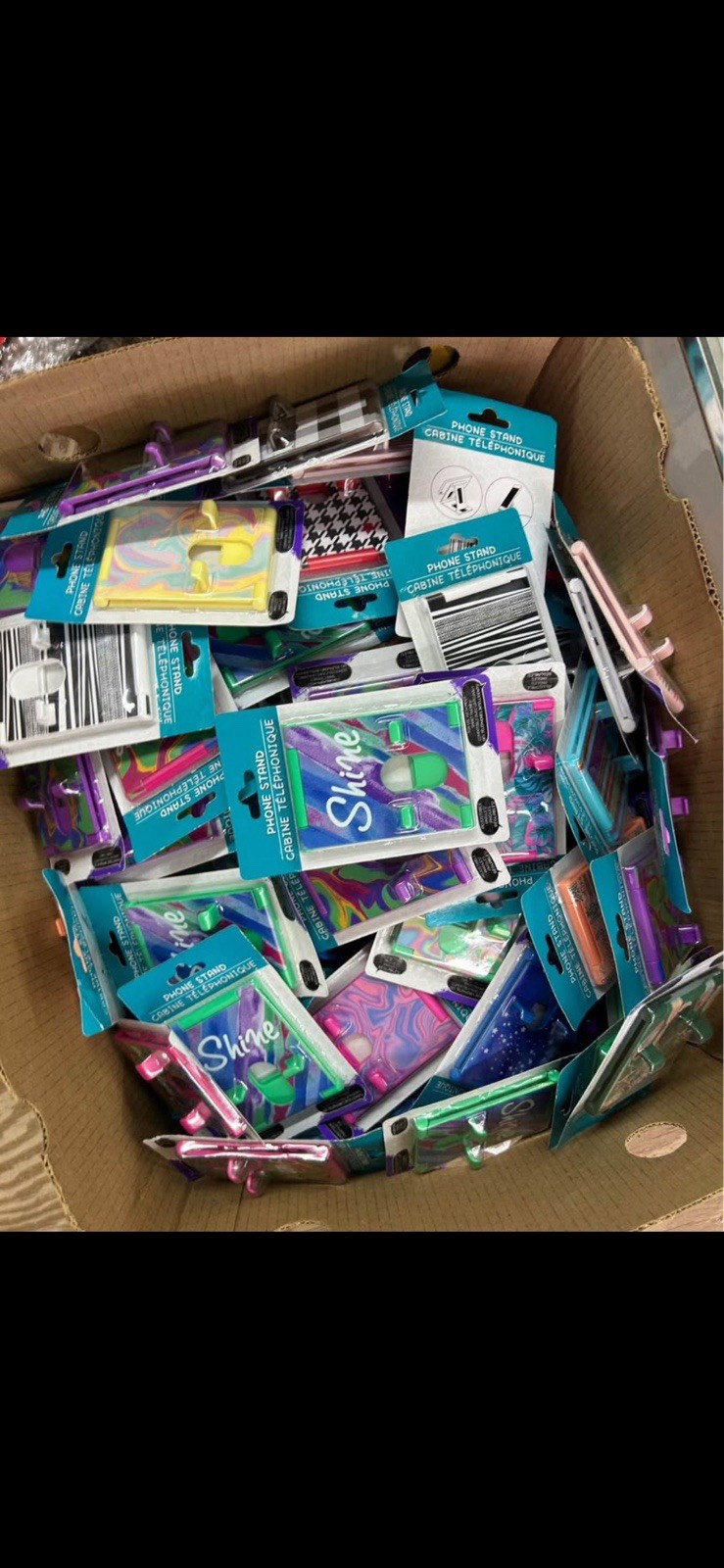 Wholesale Bulk Lot 100pcs Phone Cases, Stands, Grips & Tech Accessories 