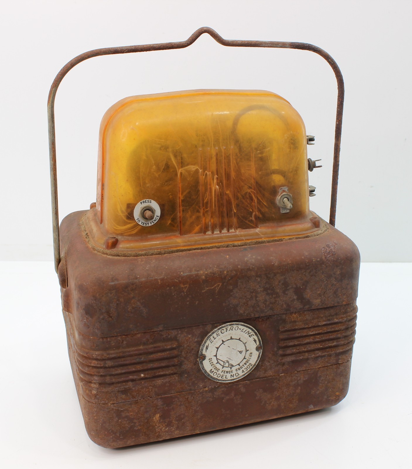 Vintage Welectro-Line Model 4302 Electric Fence Controller