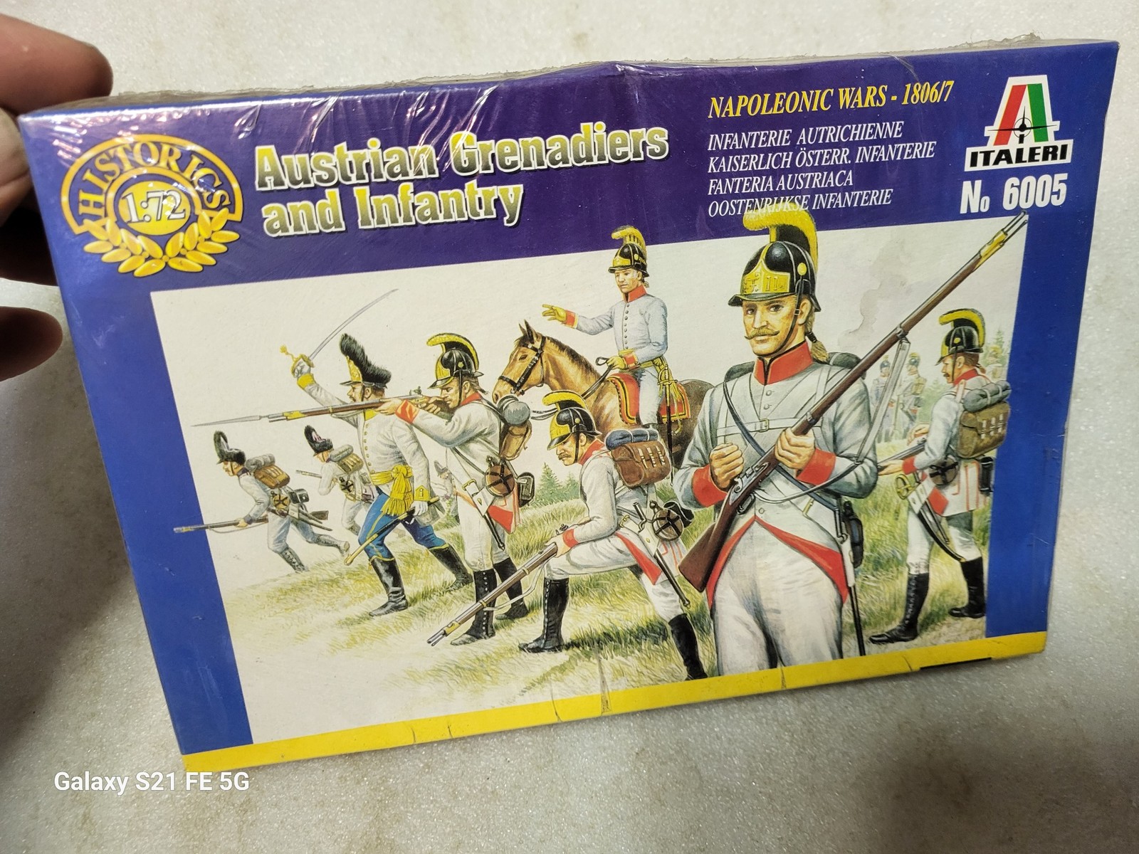 Italeri Napoleonic War Austrian Grenadiers & Infantry Soldier Figures 1/72 #6005