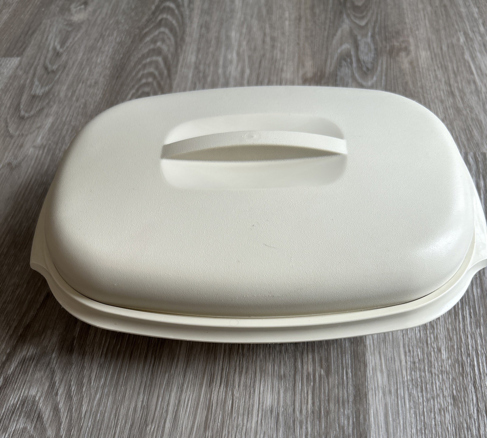 Tupperware Divided Microwave Steaming/Storage Dish 3 Piece Almond Vintage USA