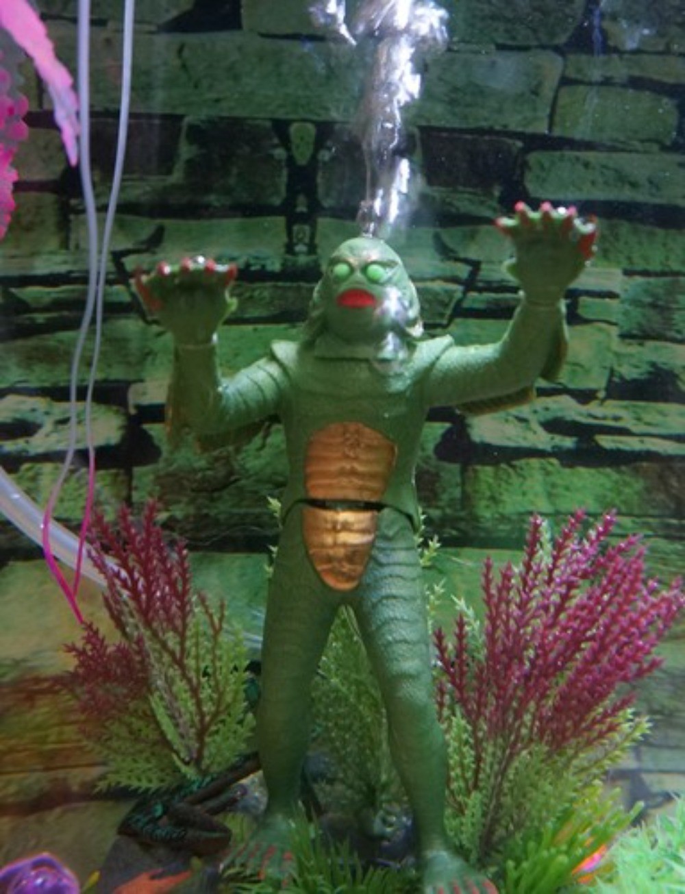 THE CREATURE FROM BLACK LAGOON AQUARIUM FISH TANK SEA MONSTER New  7"