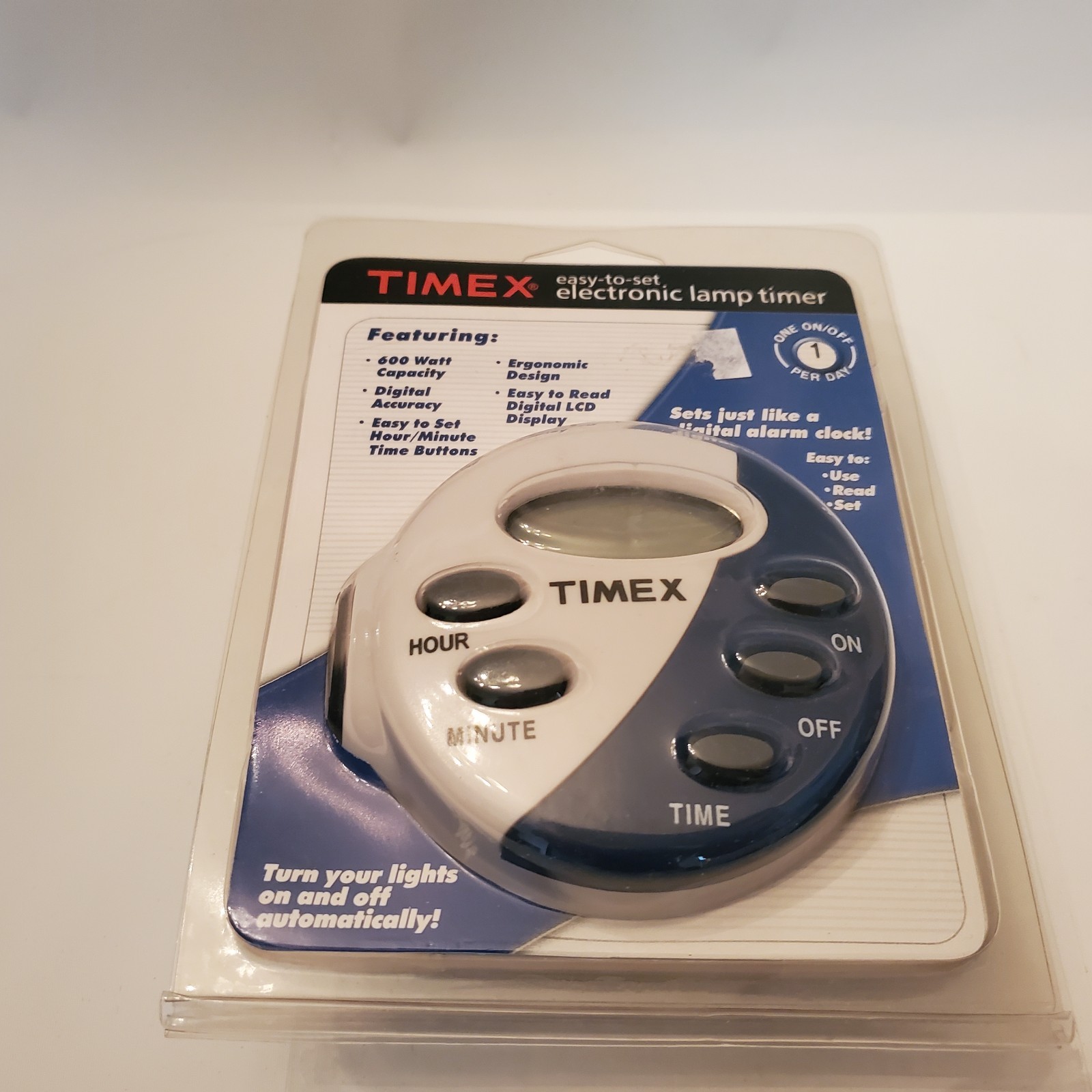 New Timex Model 12/874 Electronic Lamp Timer 600 Watt Digital LCD Display Power