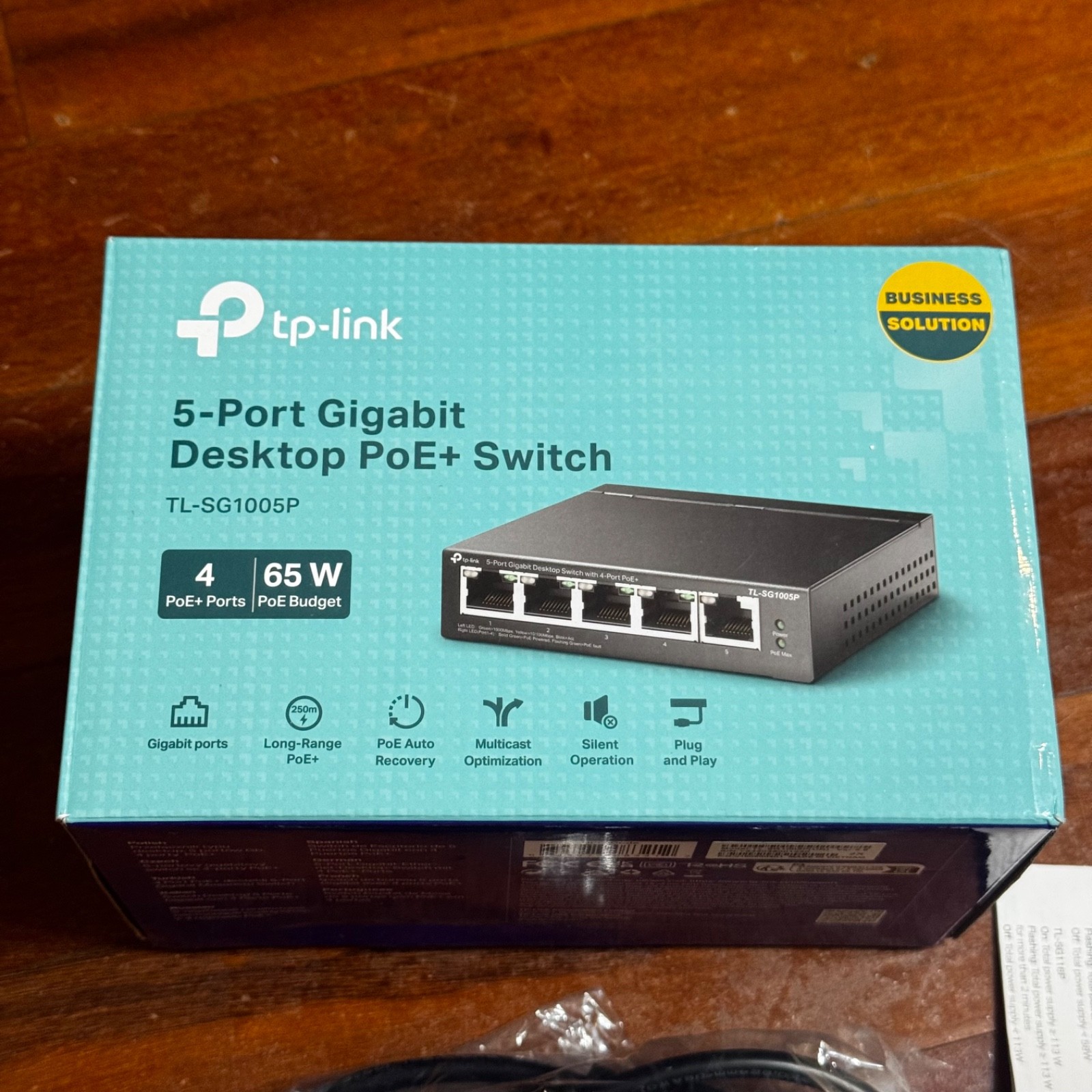 TP-LINK TL-SG1005P 5-Port Desktop Switch