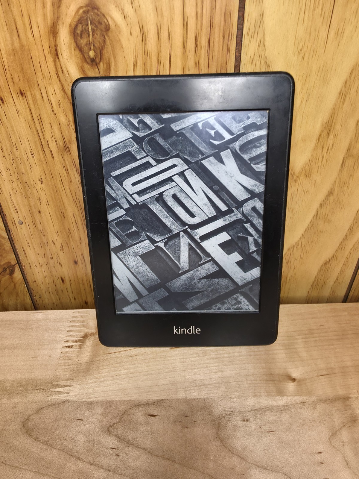 Amazon Kindle Paperwhite EY21 2GB 6" eReader  Tested WORKING