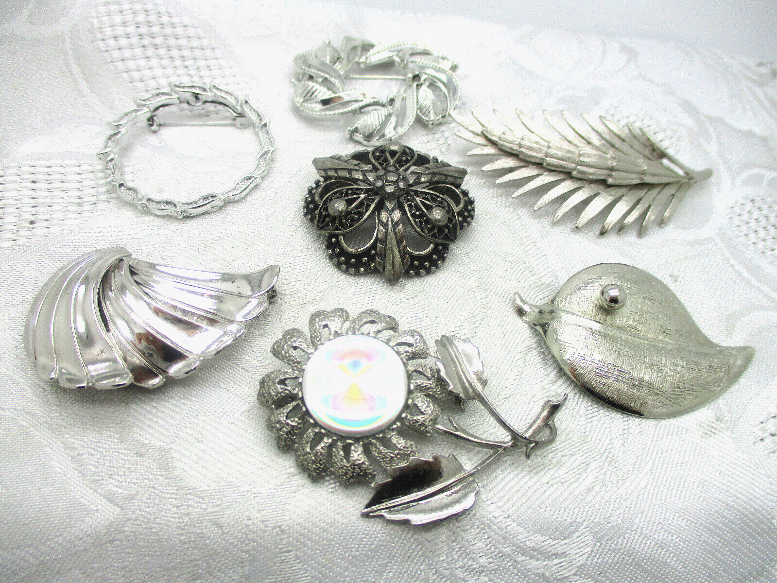 VINTAGE JEWELRY LOT ALL SIGNED SILVER TONE BROOCH PIN STAR BARTEK HEDY ETC.