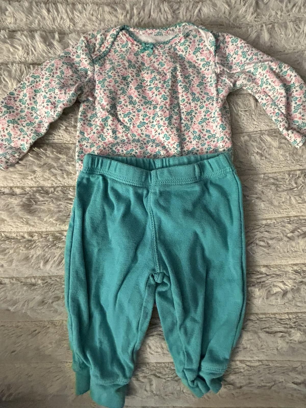 Carter's Baby Floral Long Sleeve Shirt and Blue Pants Set Size 3 Months