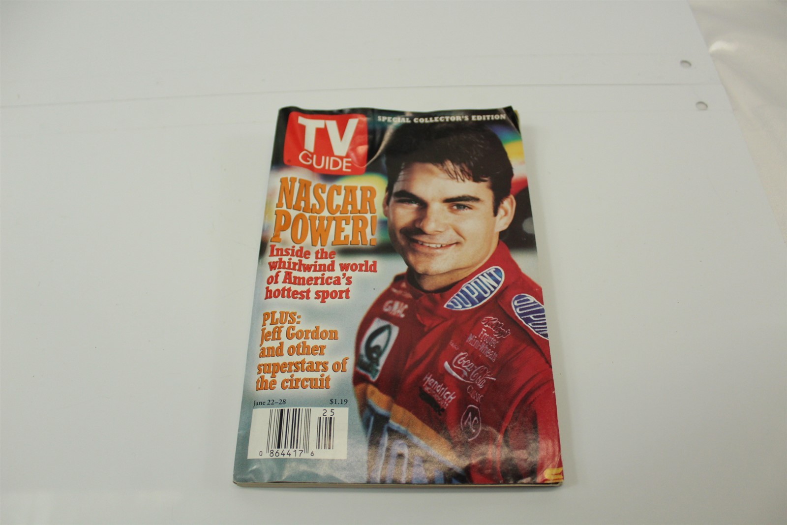 Memorabilia TV Guide With Jeff Gordan On Cover June 22-28, 1996