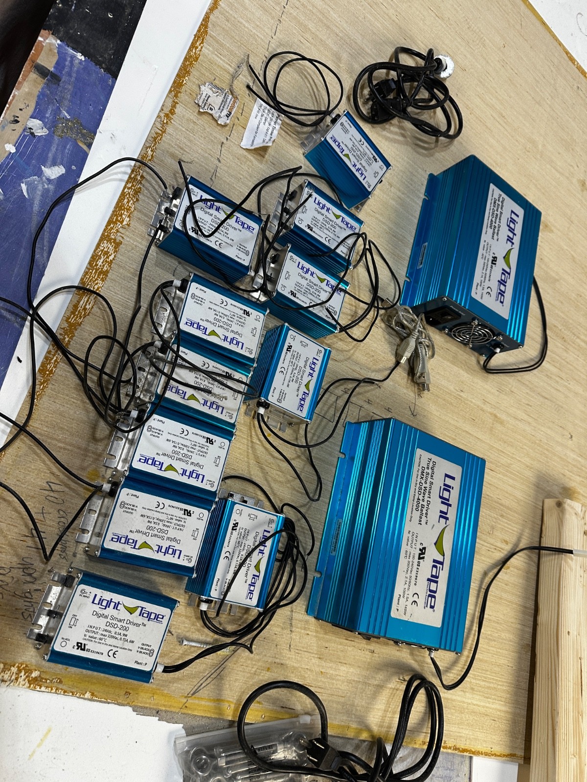 DMX capable ballast system.  DMX-DSD-4000