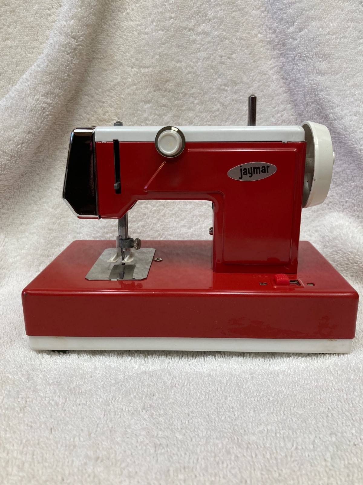 vintage 1960s Jaymar toy sewing machine