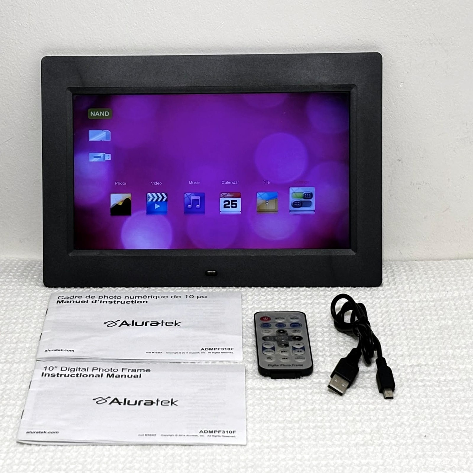 Aluratek 10" Digital Photo Frame with remote and manuals - Black