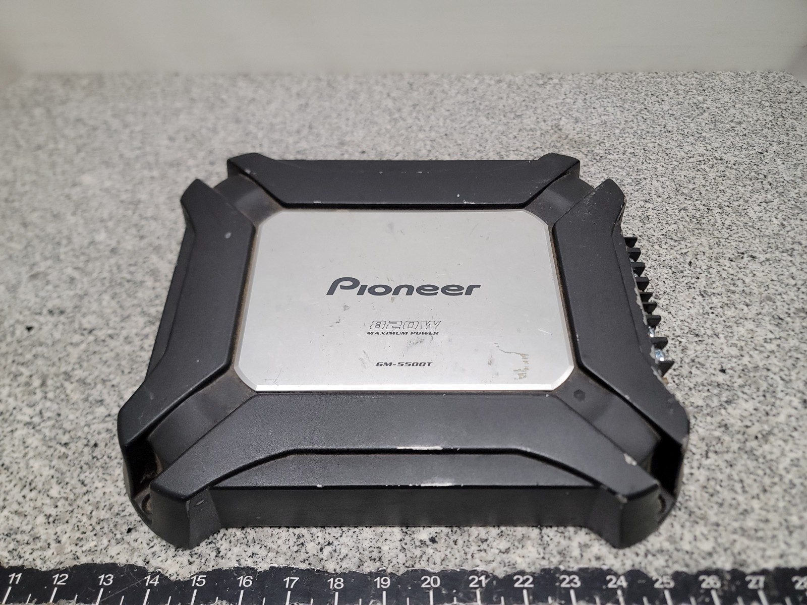 Pioneer Audio GM-5500T 820W 2-Channel Amplifier Amp 