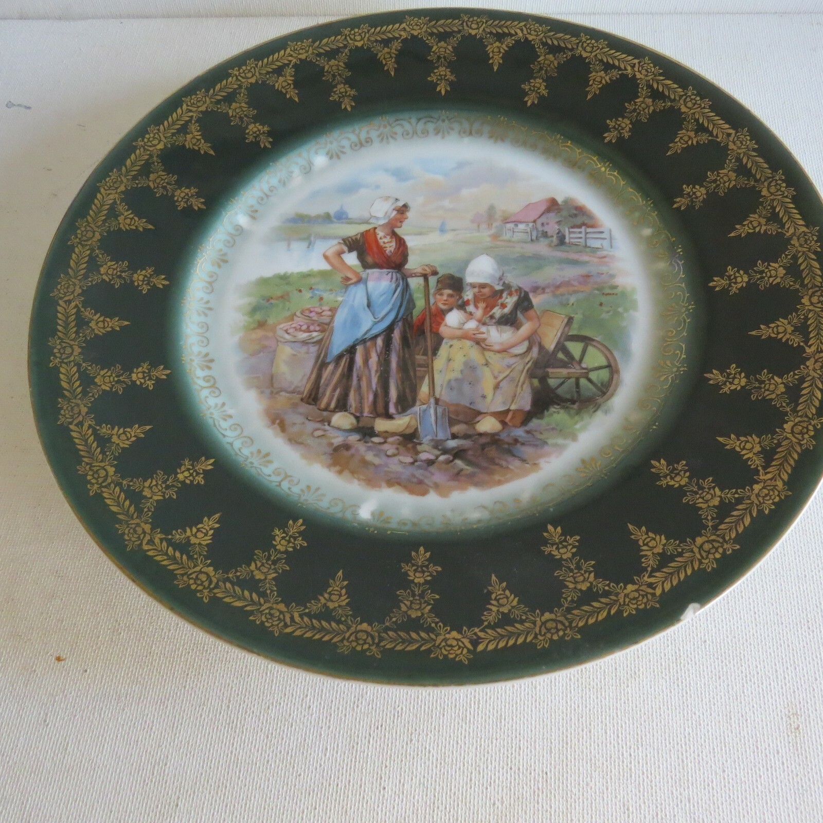 Vintage COLLECTIBLE PLATE Green w/ 2 Ladies, baby & CHILD ON FARM~GOLD TRIM 