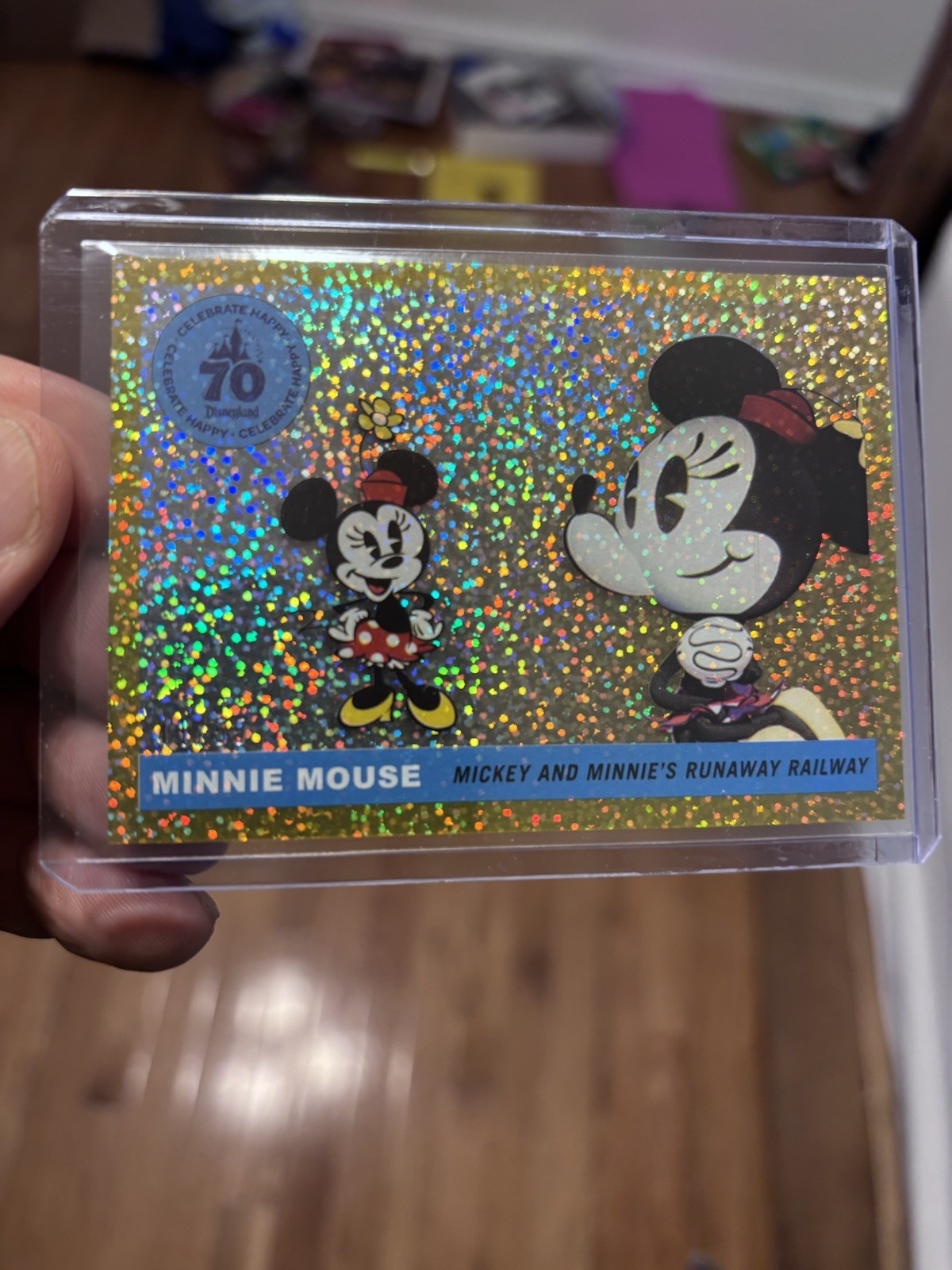 2025 Topps Disneyland 70th Anniversary Minnie Mouse Gold Glitter /55 T55-11