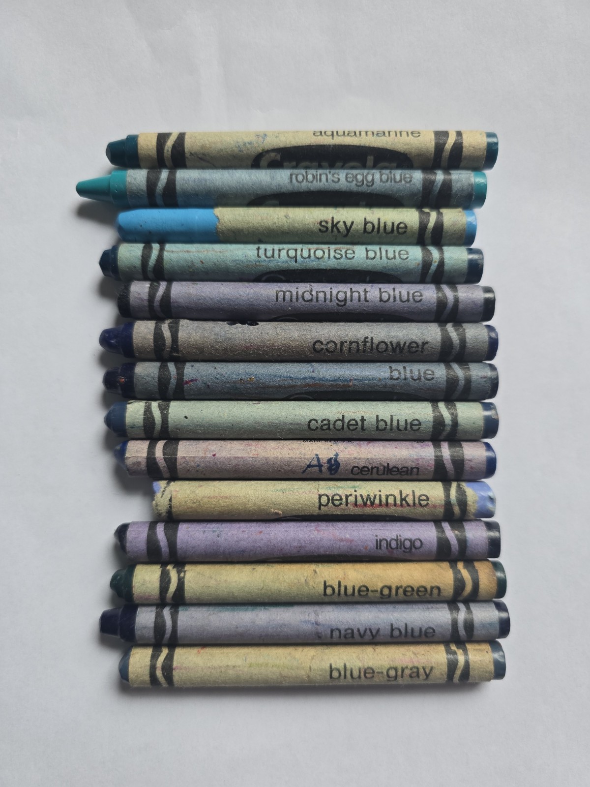 Lot of 14 Crayola Crayon Binney & Smith RARE Retired Blue Color Vintage USA Made