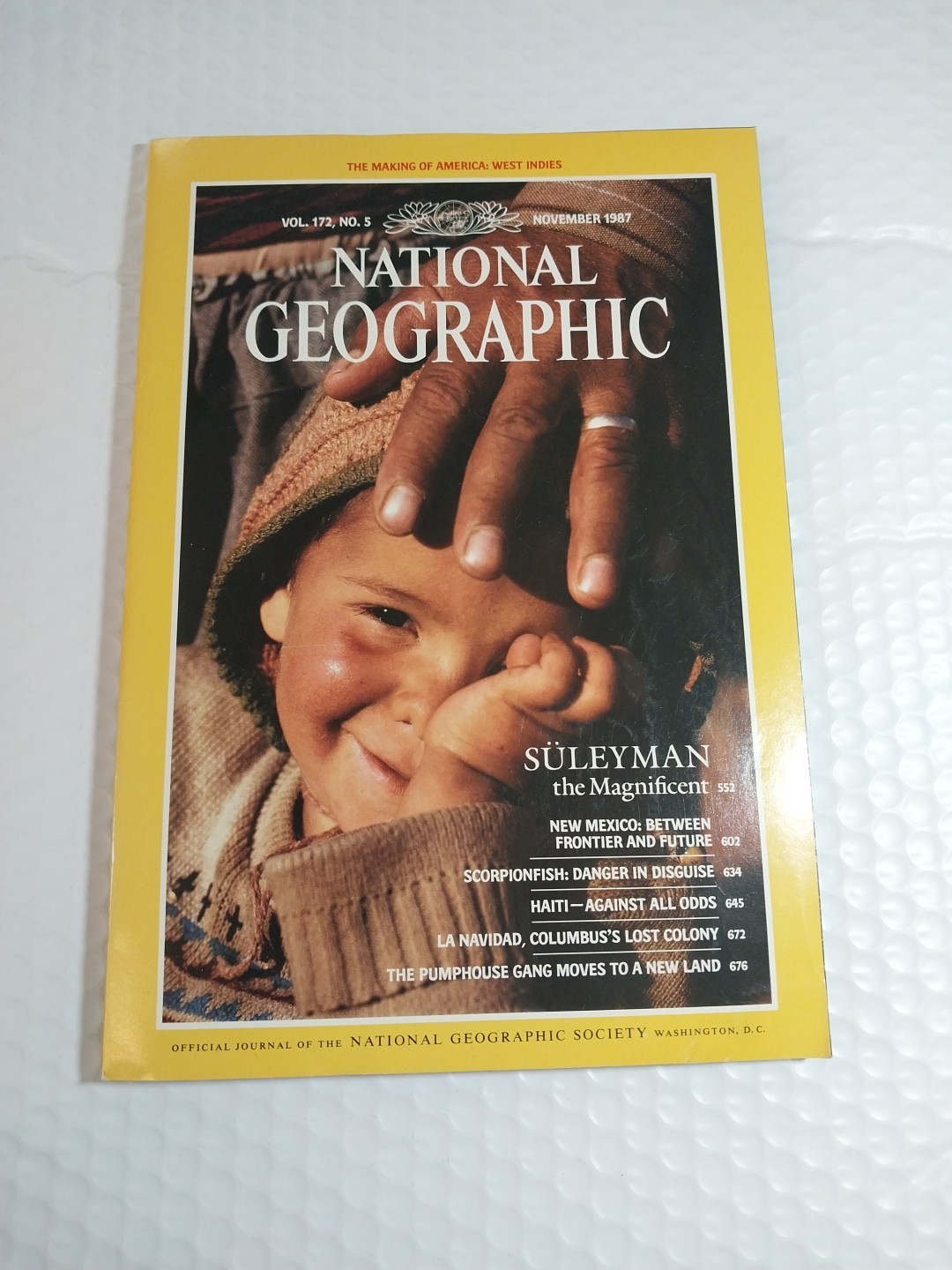 National Geographic- November 1987 Surleyman Insert West Indies Included 