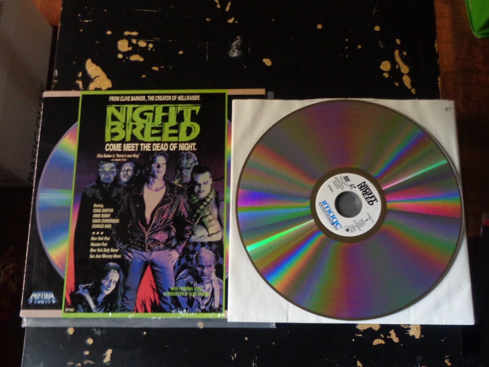 Laserdisc - Nightbreed clean tested
