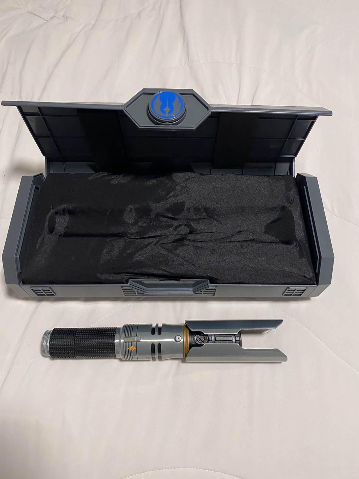 Disney Parks Star Wars Galaxy’s Edge Cal Kestis Legacy Lightsaber Hilt Jedi