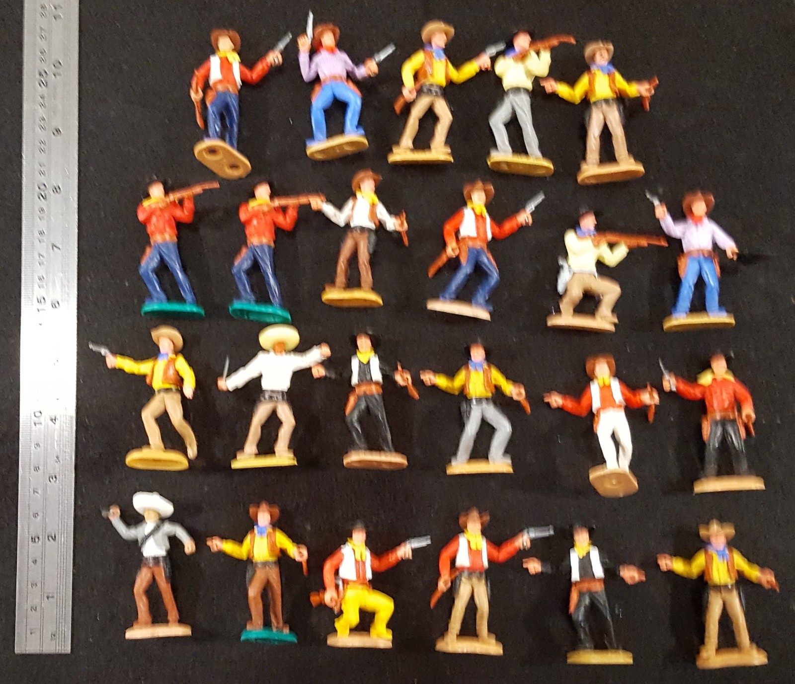 Timpo Wild West Cowboys 1960's swoppets 23 Cowboys Group 4  ref: T0617