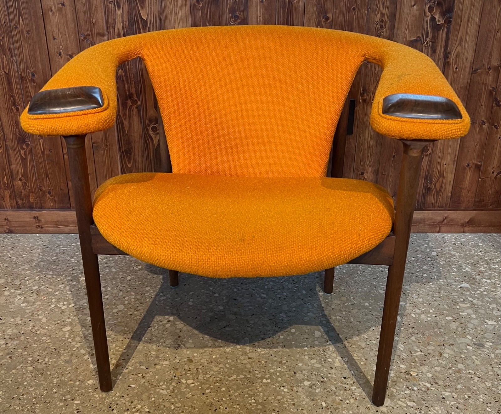 Vintage Adrian Pearsall Lounge Chair, Walnut Frame, Excellent Condition