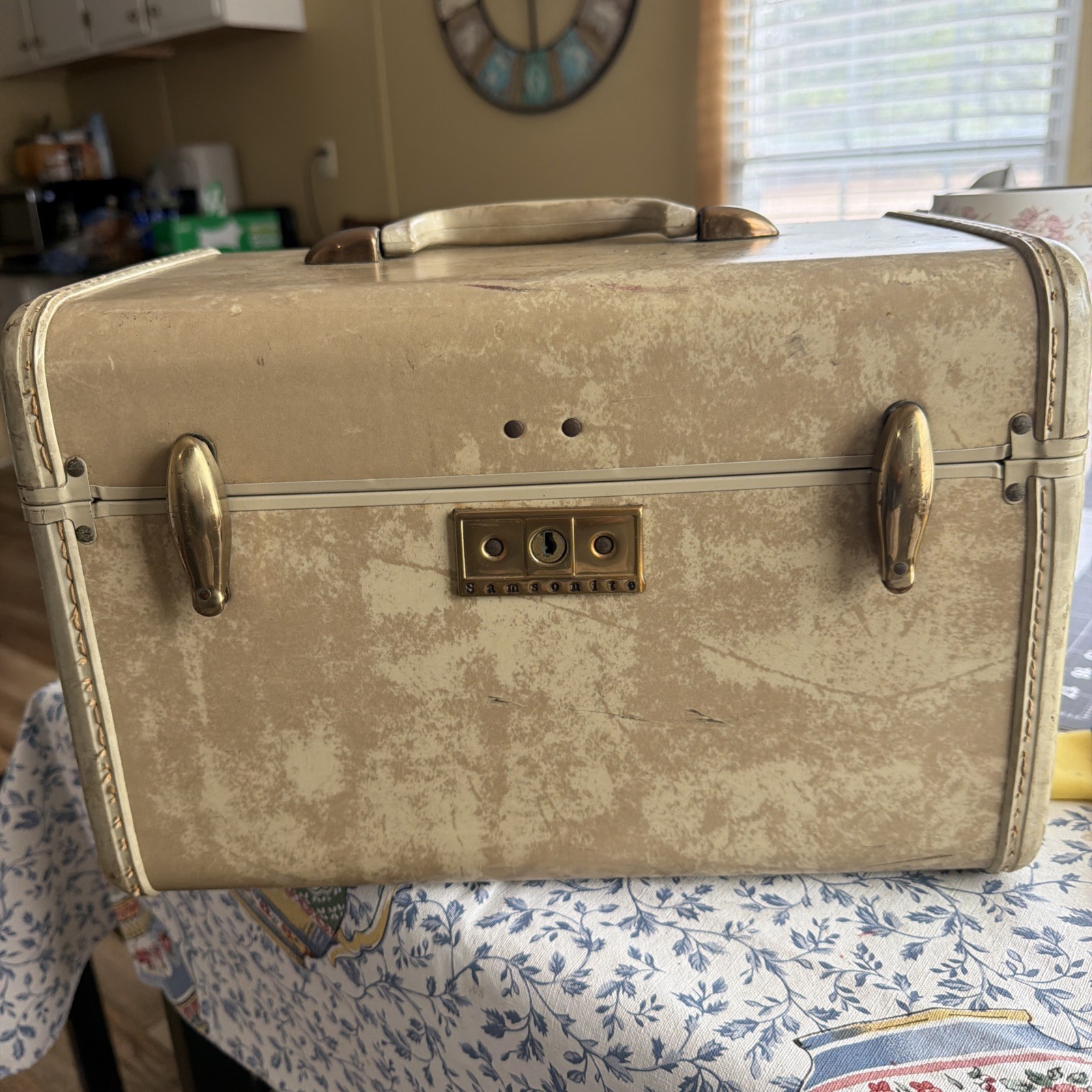 Samsonite Streamlite Case Vintage 1950 Hard Vinyl Cosmetic Train Case