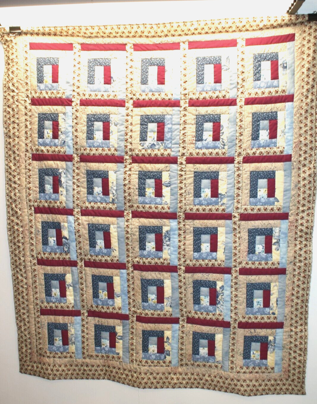 Q#49, Contemporary Quilt, Hand Quilted, Couch Throw, Log Cabin, 1980's, 51X60