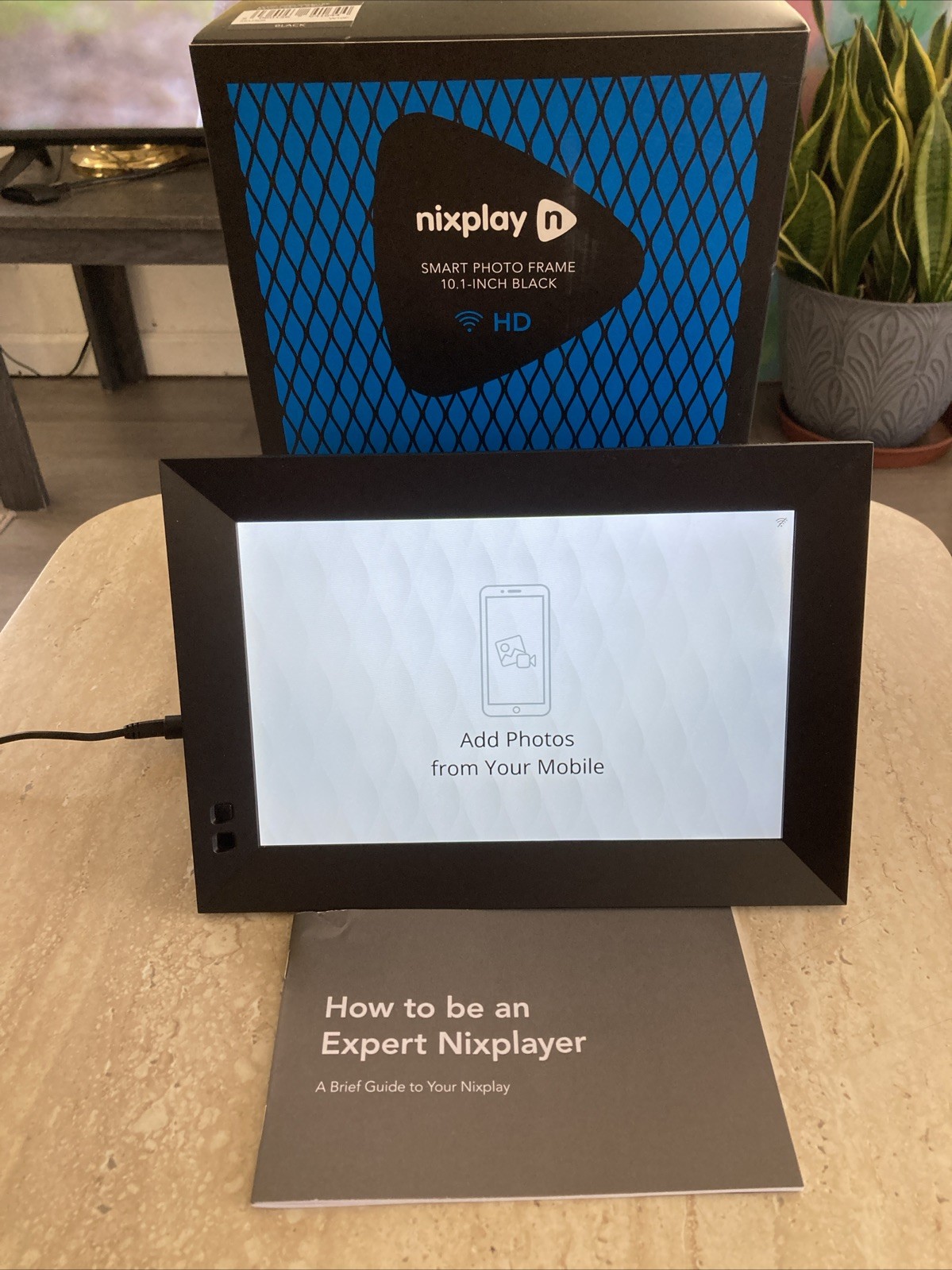 Nixplay Smart Photo Frame 10.1-Inch Black Wi-Fi Digital Display 10.1 Inch