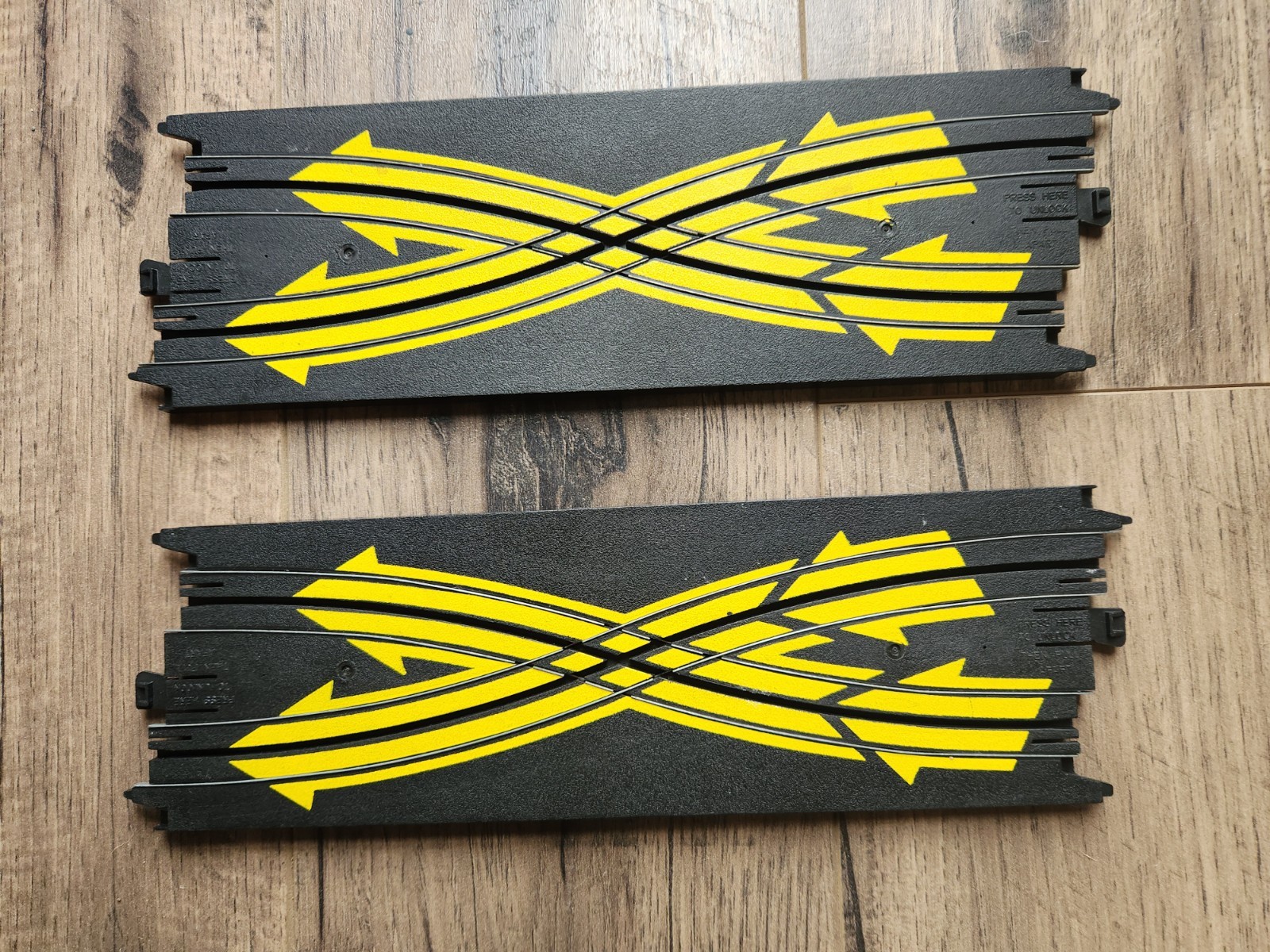 Tyco HO Slot Car 9" Straight Track Lane Changer B5841 Great Condition