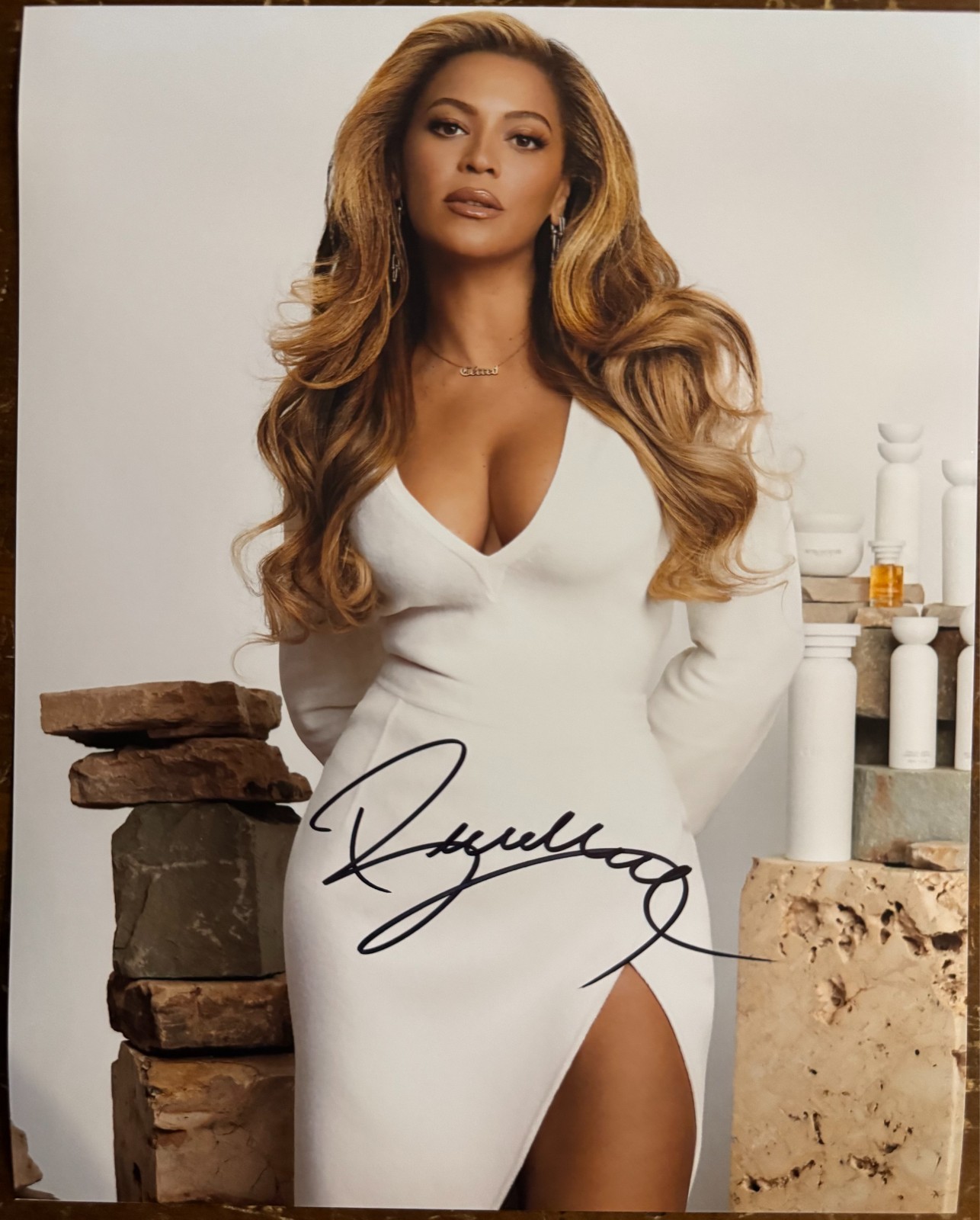 Beyonce Knowles Signed Autographed Signature 8x10 Matte Photograph COA