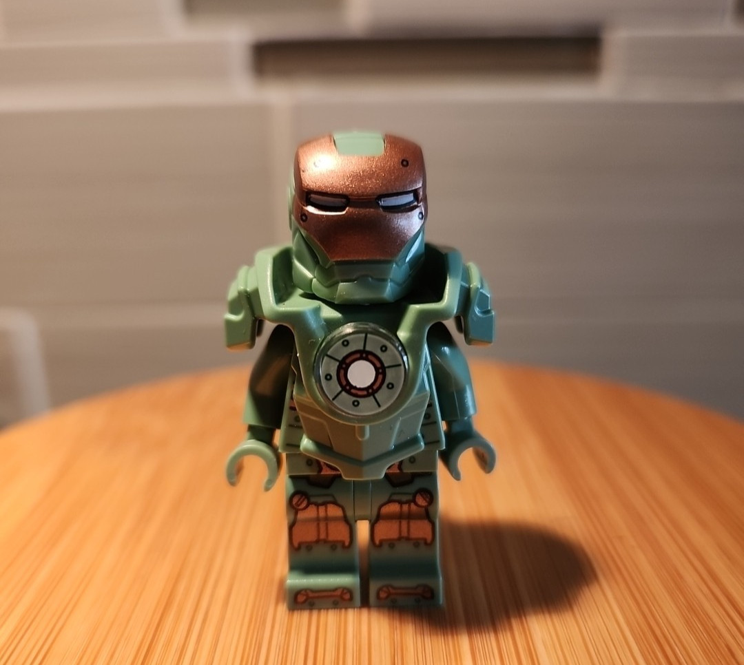 Lego Super Heroes Scuba Iron Man Minifigure 76048