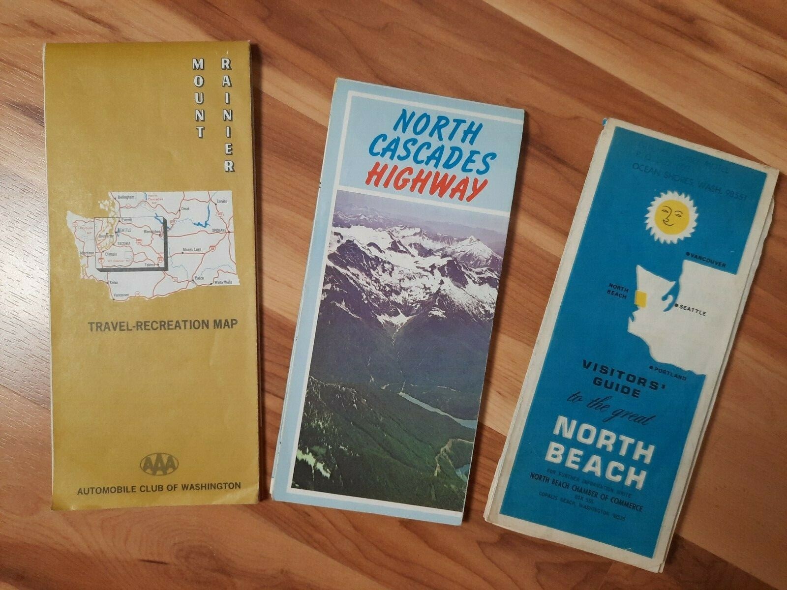 VTG 70's Mount Rainier North Cascades Highway North Beach Washington State Maps