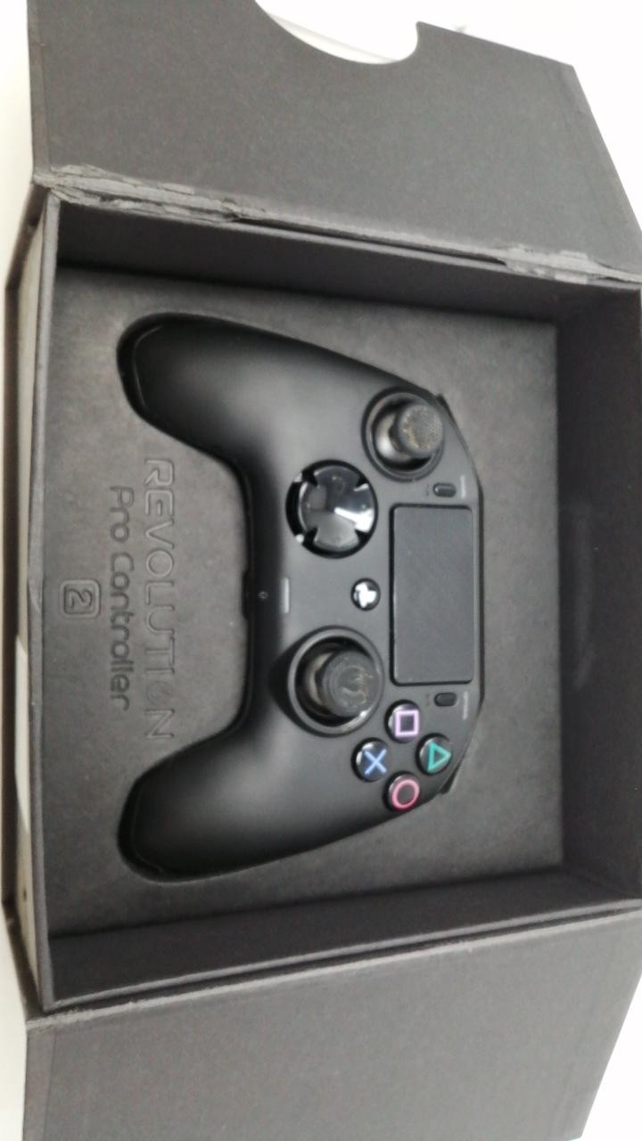 NACON BB4431V2 Monitor Controller From Japan