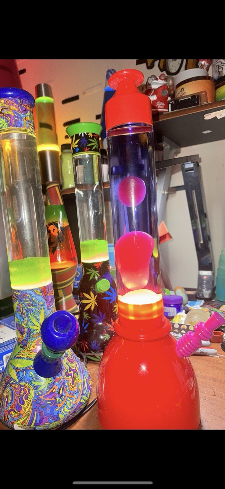 RARE RED Trippy Motion Lava Lamp Bong SOLD OUT Spencers Discontinued BRAND NEW