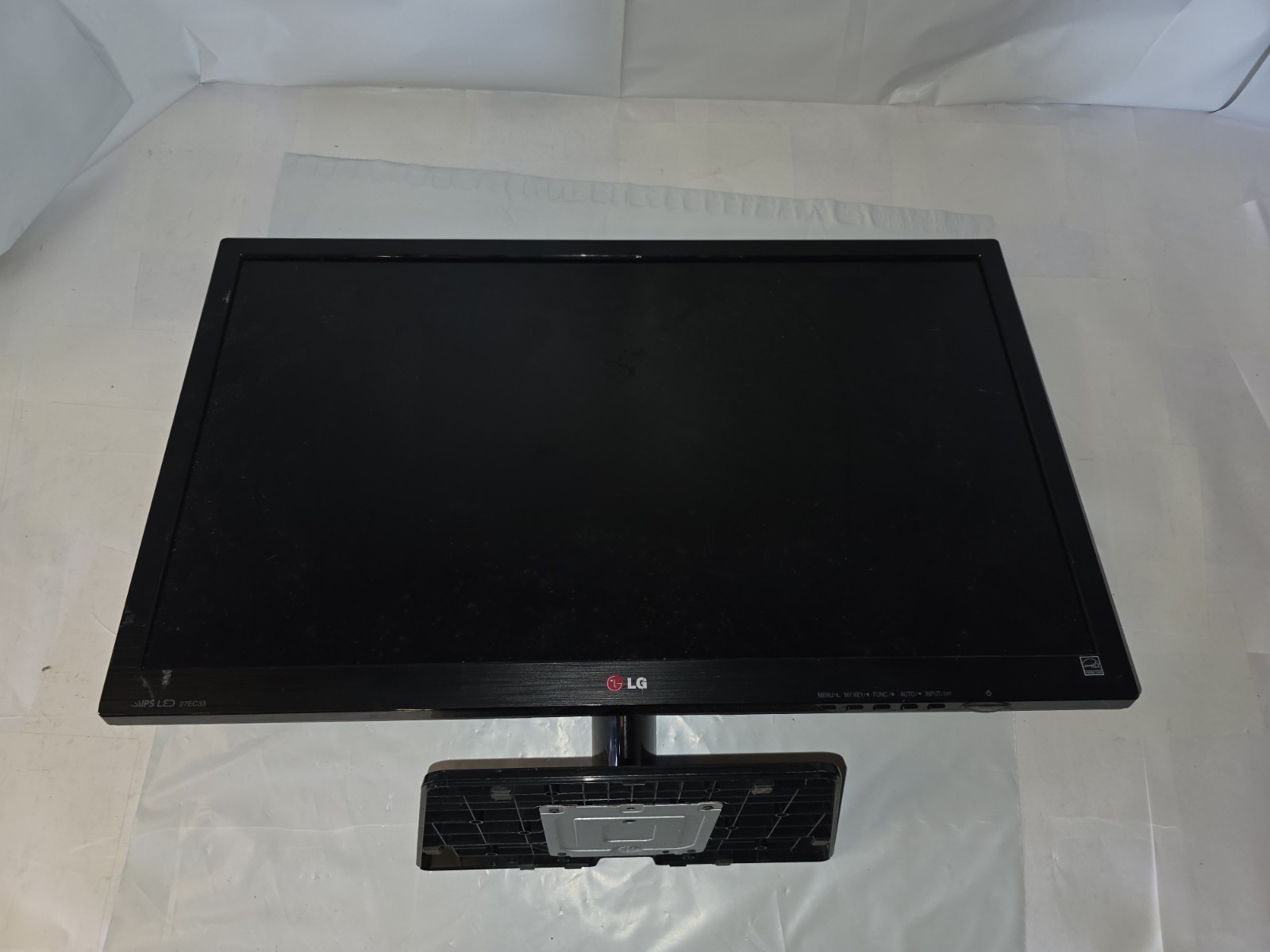 LG Flatron 27EC33V-B 27” IPS LED Monitor – Full HD 1080p Untested –No Cables 🖥️