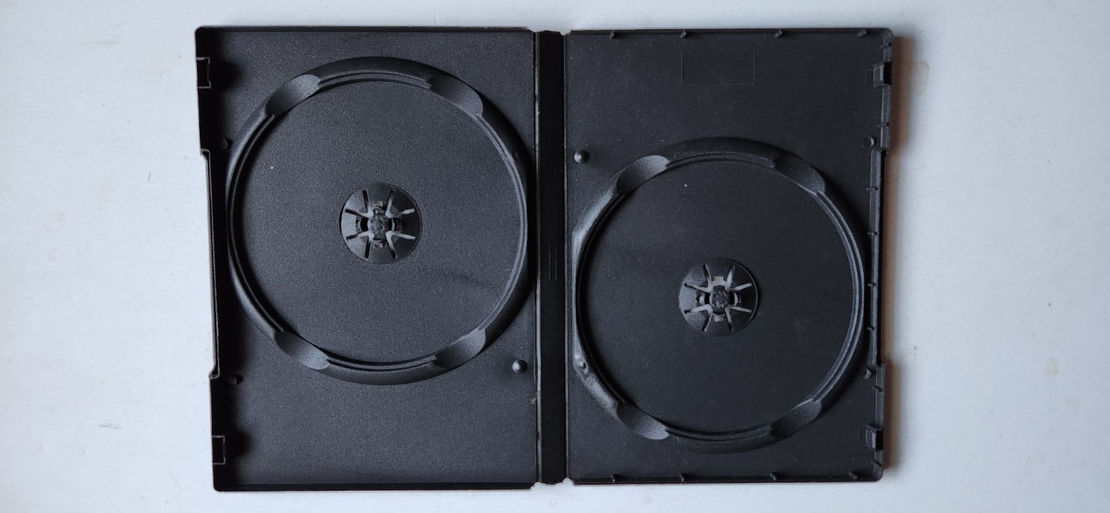 USED 14mm Standard Black Double 2-Disc DVD Case with Clear Outer Sleeve