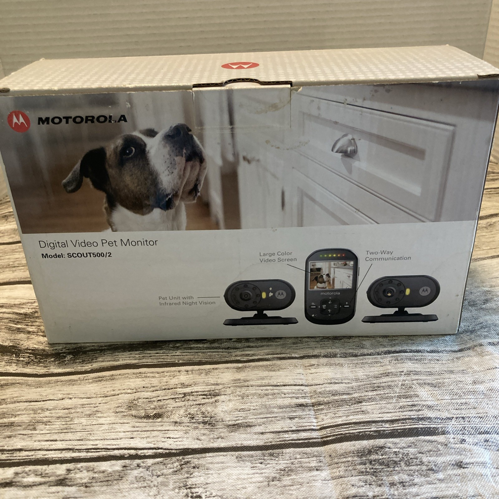 Motorola SCOUT500 Digital Video Pet Monitor And 2 Cameras NIB