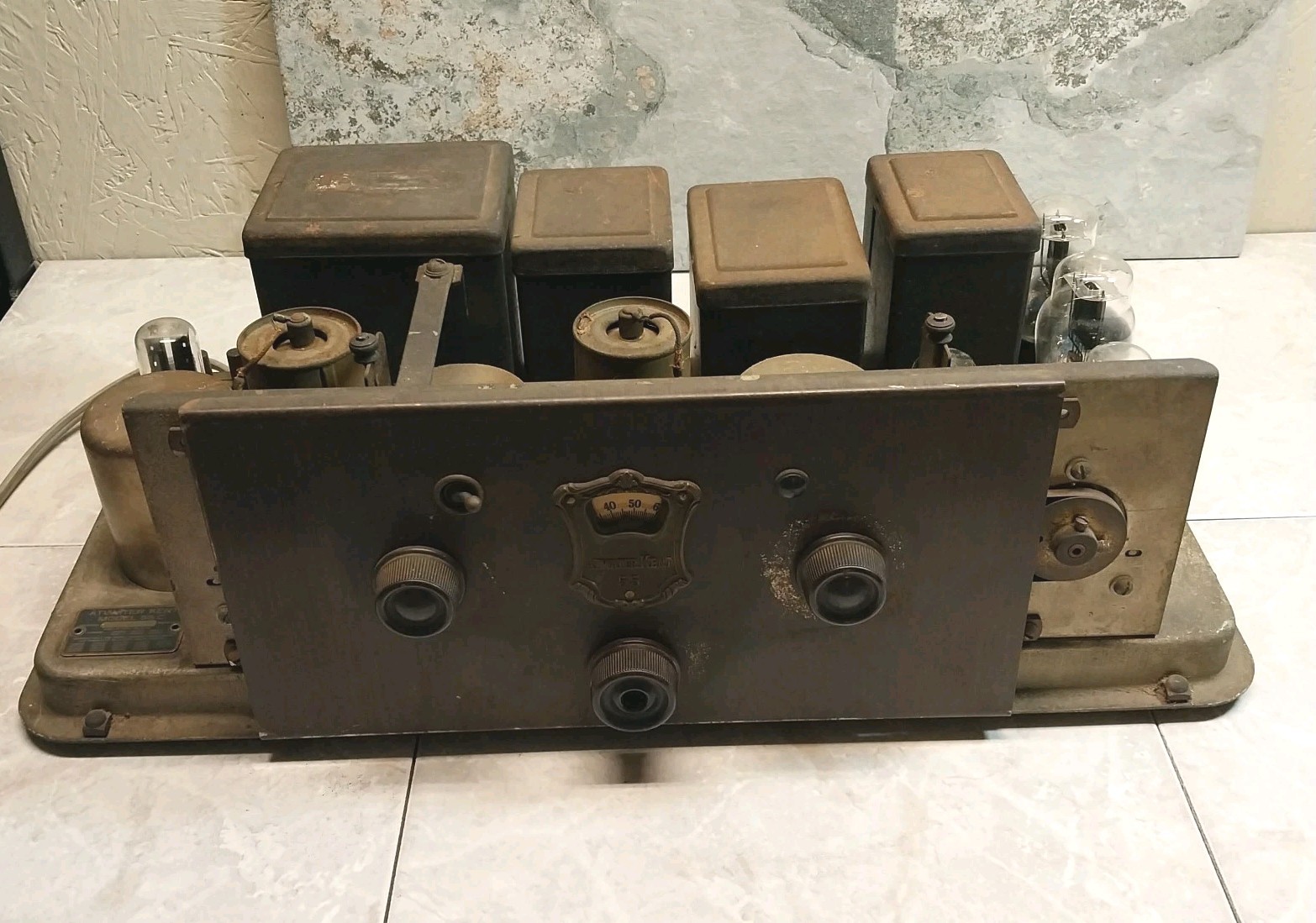 Vintage Atwater Kent Model 55C Radio Chassis For Kiel Table Powers On FOR PARTS 
