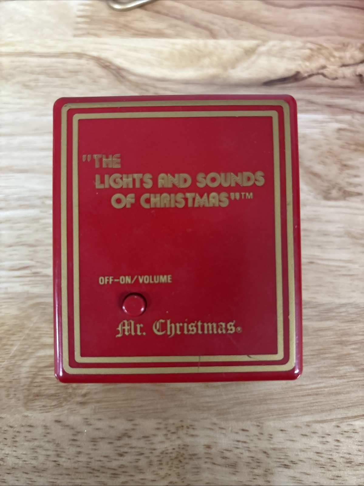 Vtg 1982 Mr Christmas “THE LIGHTS AND SOUNDS OF CHRISTMAS” Music Box Model 120 