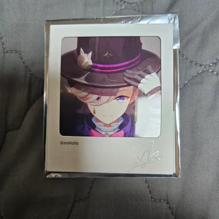 Genshin Impact Lina Polaroid Photo