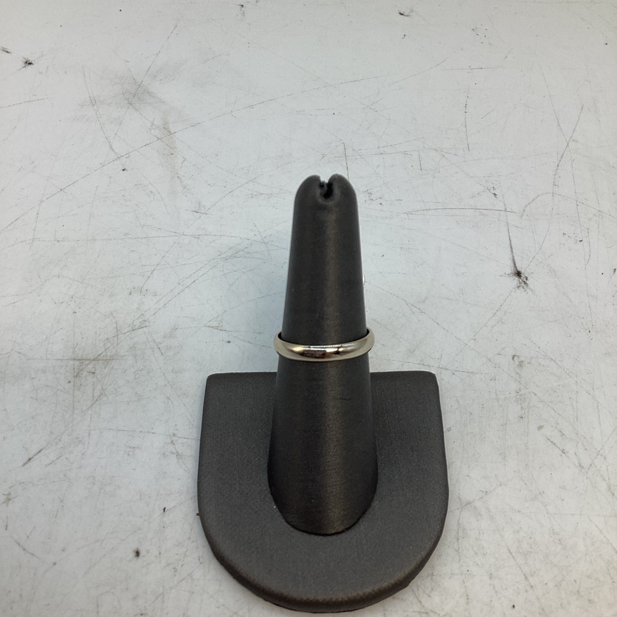 Lady's Gold Wedding Band 10K White Gold 1.9g Size 7.25 (GO1062856)