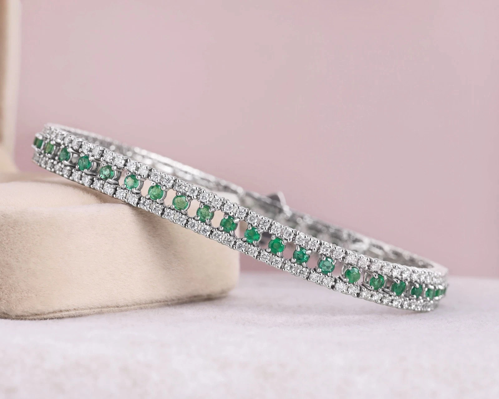 9 Ct Green Emerald & Diamond Tennis Bracelet 18K White Gold Over For Women's 7"