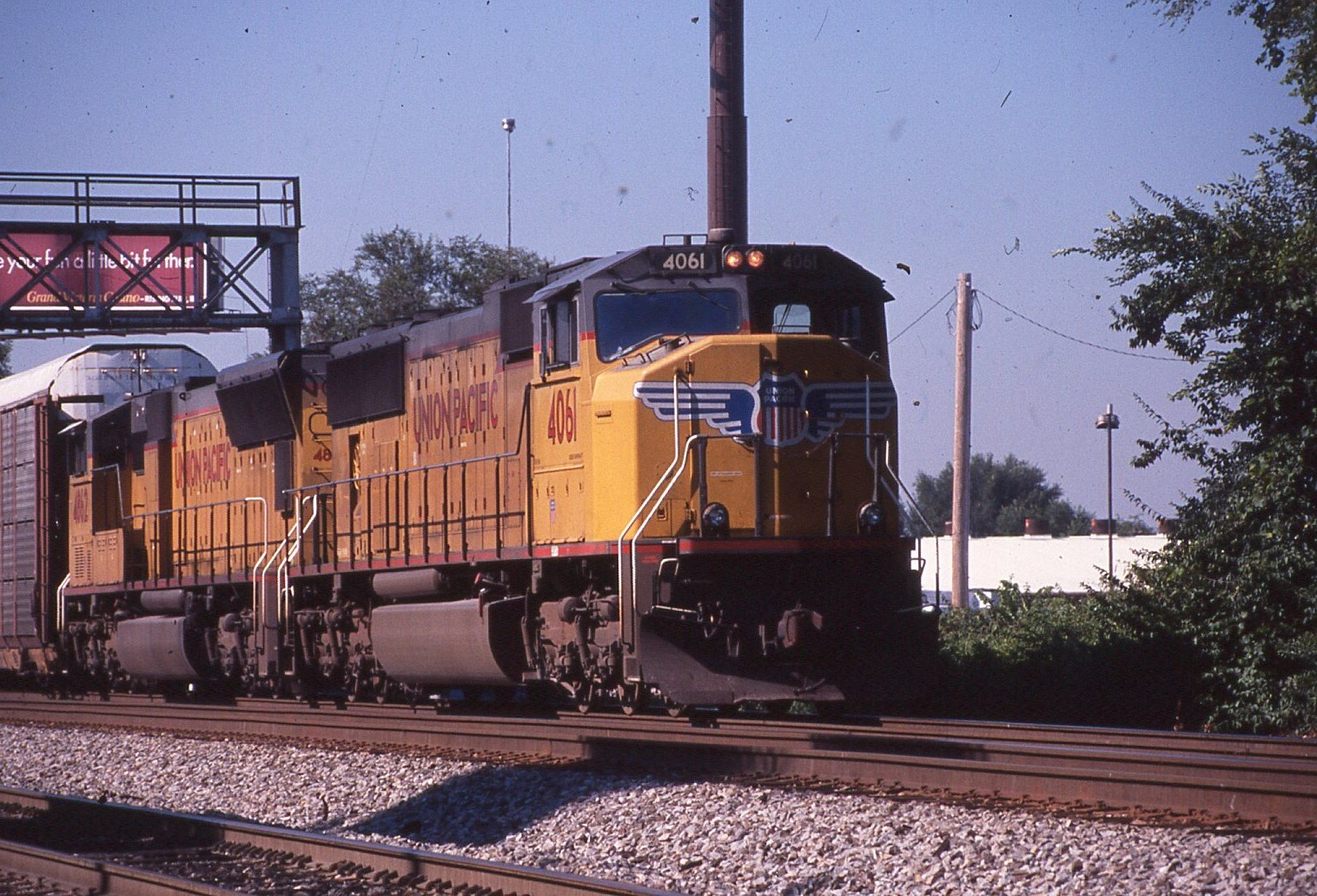 Duplicate Train Slide Union Pacific  #4061 07/30/2005  Moraine OH