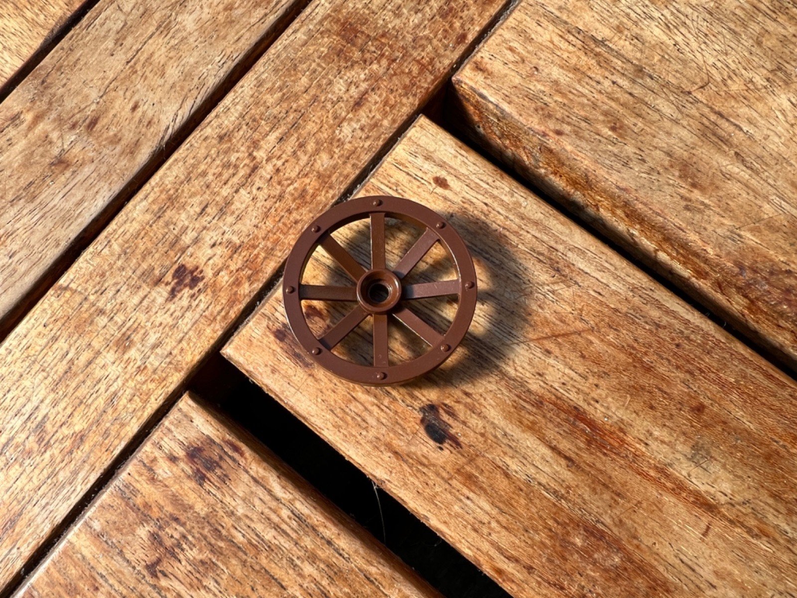 LEGO Part 4489a Wheel Wagon Large 33mm D., Hole Round Wheels Holder Pin