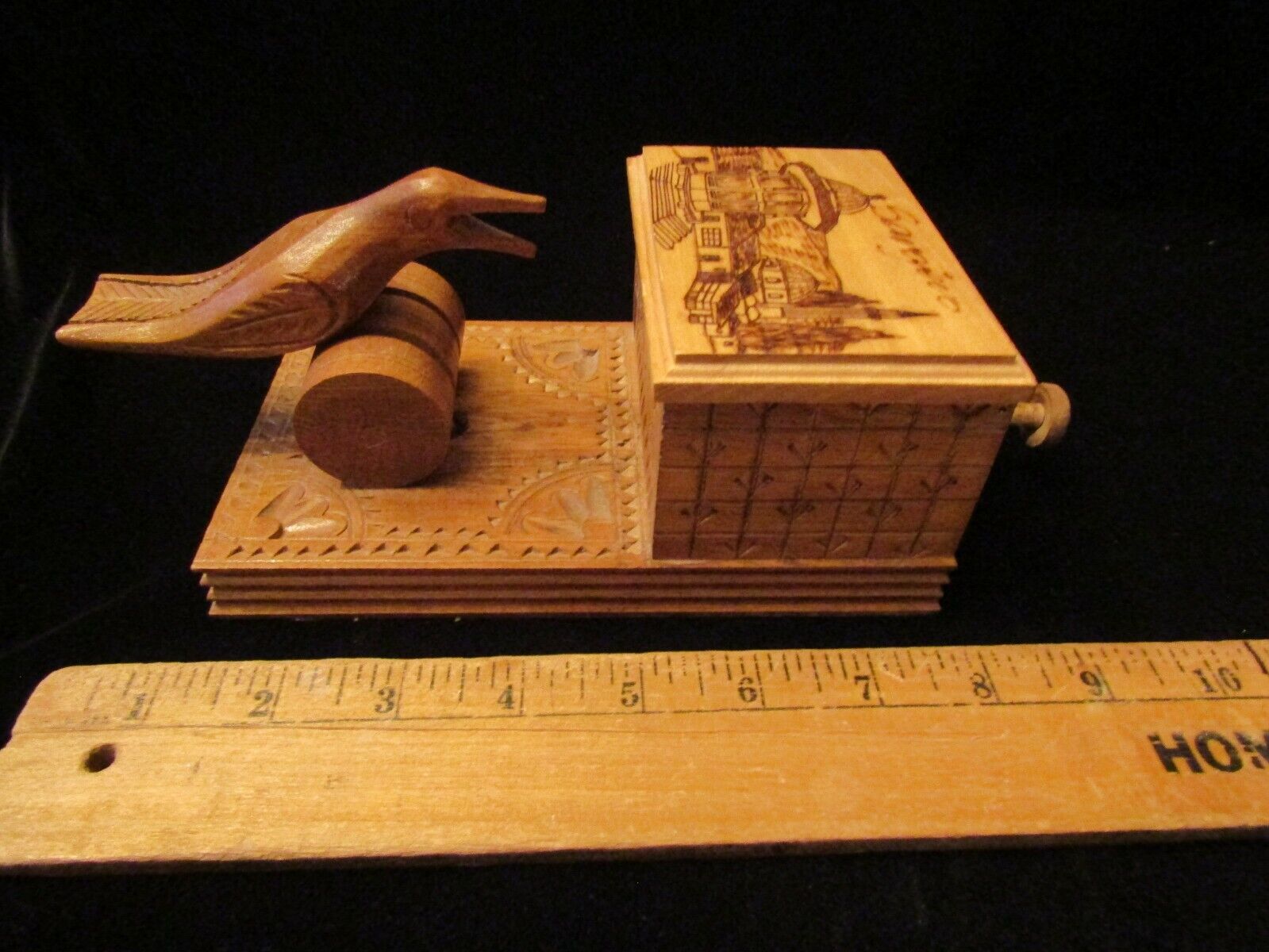 VINTAGE HAND CARVED MECHANICAL CIGARETTE BOX