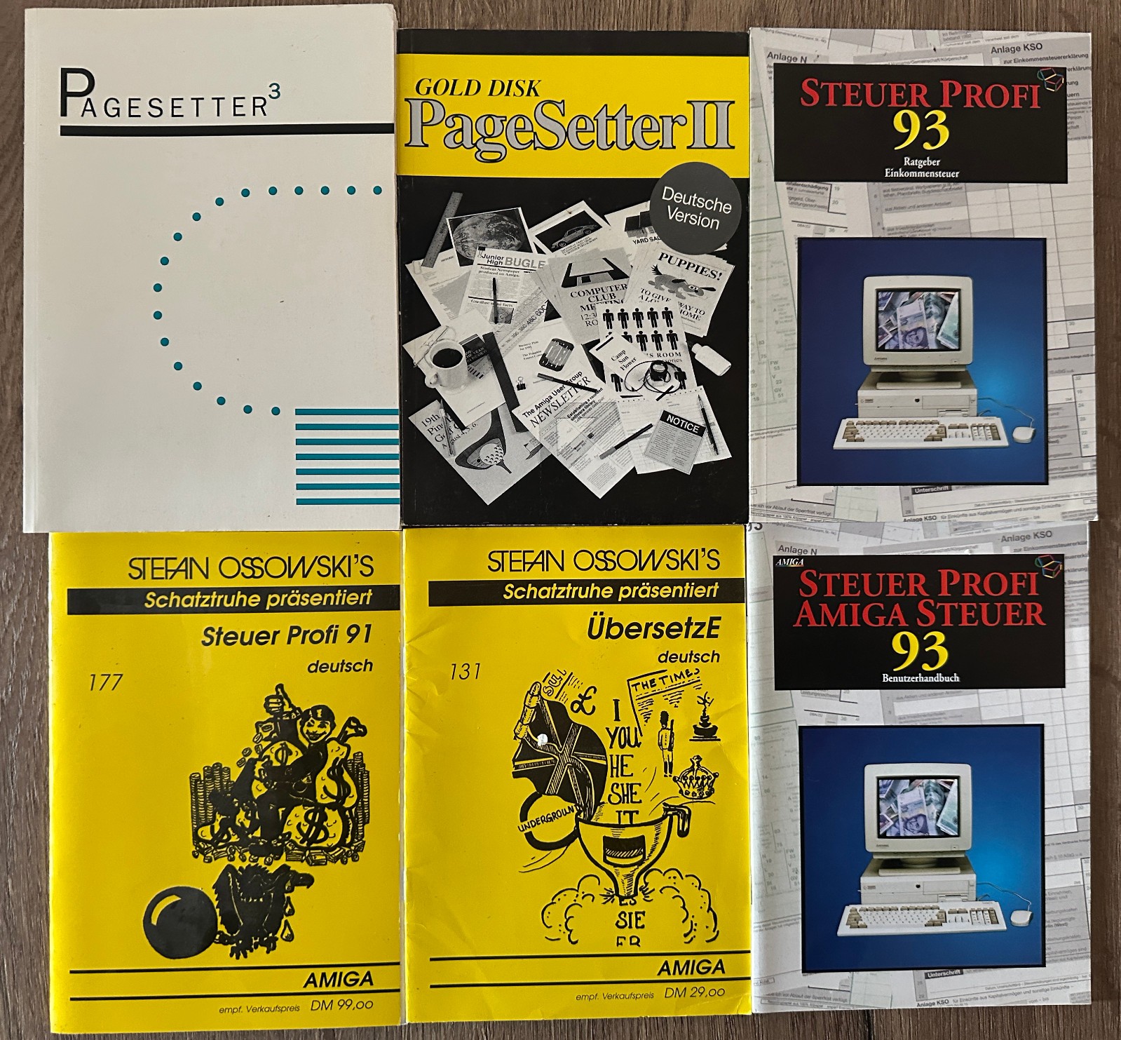 Lot Of 6 Amiga, Commodore Books, Manuals .... As Shown!