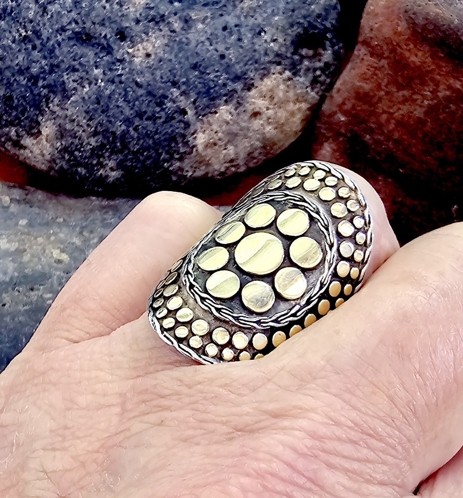 John Hardy 18kt Gold and Sterling Silver Ring 12.09 Grams, Size 8.5