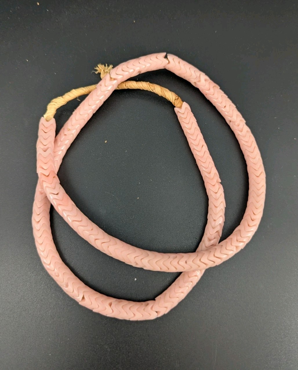  Interlocking Snake Vintage Trade Beads, LIGHT PINK , 9 mm , 24" Strand 