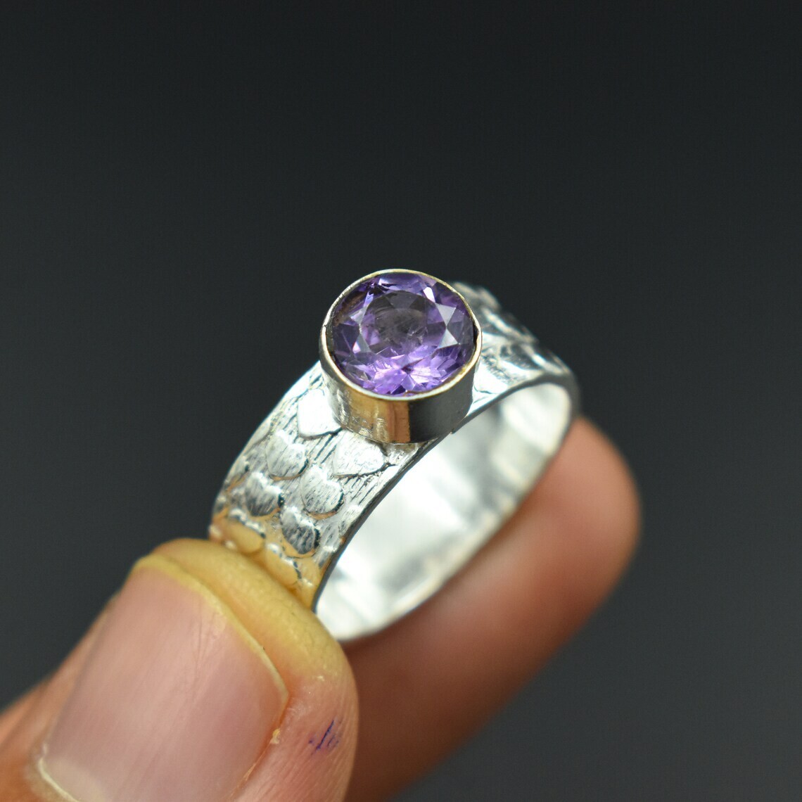 Natural Amethyst Designer Ring Band Ring 925 Sterling Silver Stylish Ring Gift