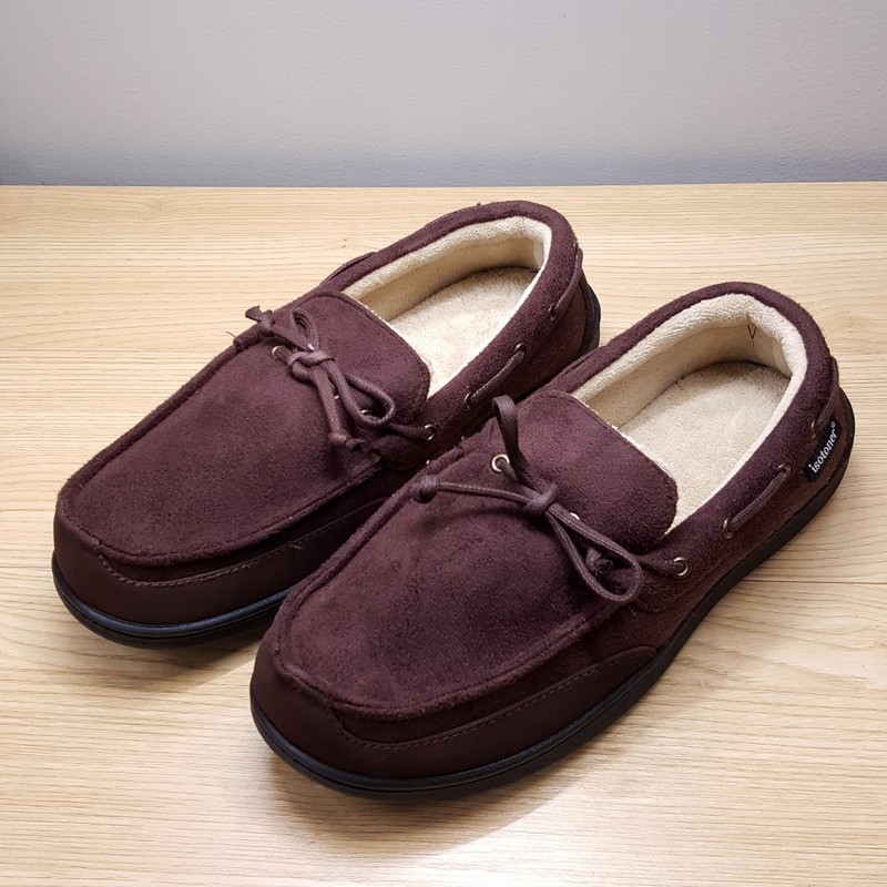 ISOTONER Slippers Mens Size 8 9 Brown Slip On Plush Lined Gel Memory Foam
